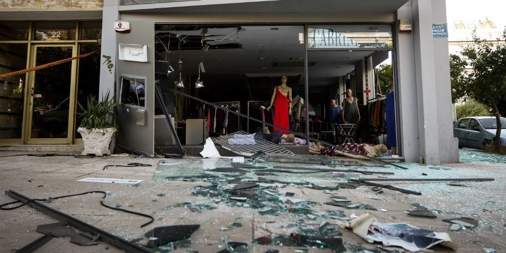 Βίντεο-ντοκουμέντο: Η στιγμή της έκρηξης στο ΑΤΜ στον Βύρωνα